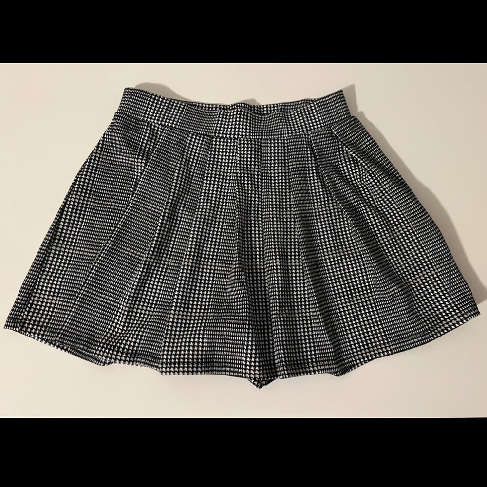 Papaya Houndstooth Skort